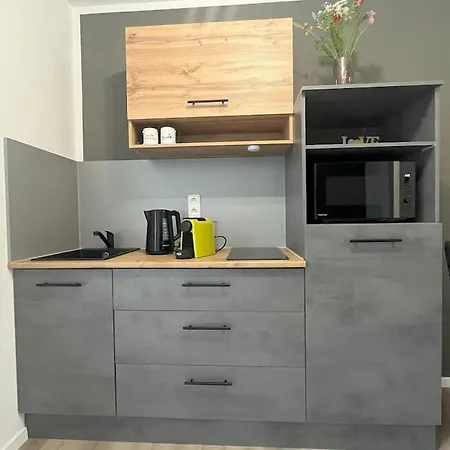 Apartment Staywell For 4 In The I Parking I Wifi I Netflix