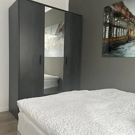 Staywell For 4 In The I Parking I Wifi I Netflix Paderborn