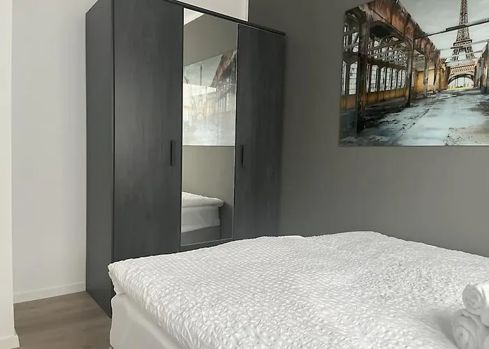 Staywell For 4 In The I Parking I Wifi I Netflix Paderborn